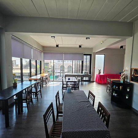 Polkadot Hostel Phitsanulok Exterior photo